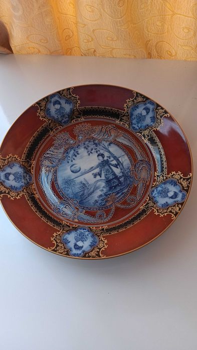 Красива, голяма чиния, диаметър 39 см