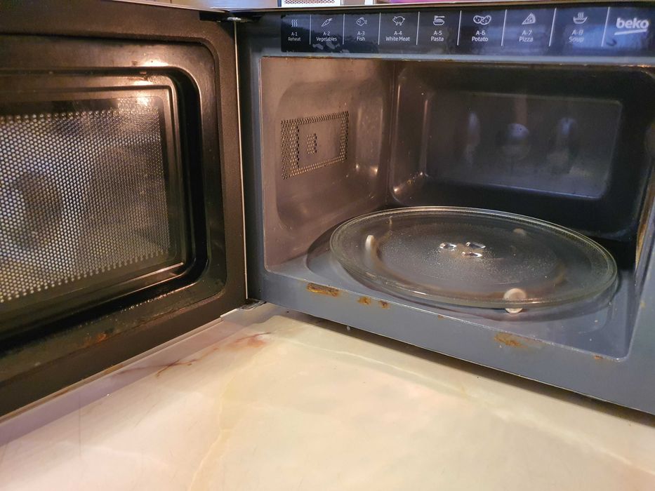 Cuptor microunde Beko  MGF20210X, Putere 800 W, 20 L