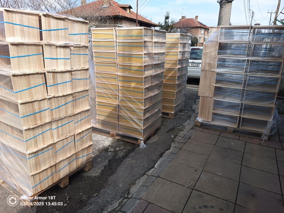 Пчелни рамки гр.Бургас