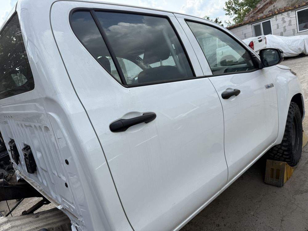 Cabina noua Toyota Hilix 2023