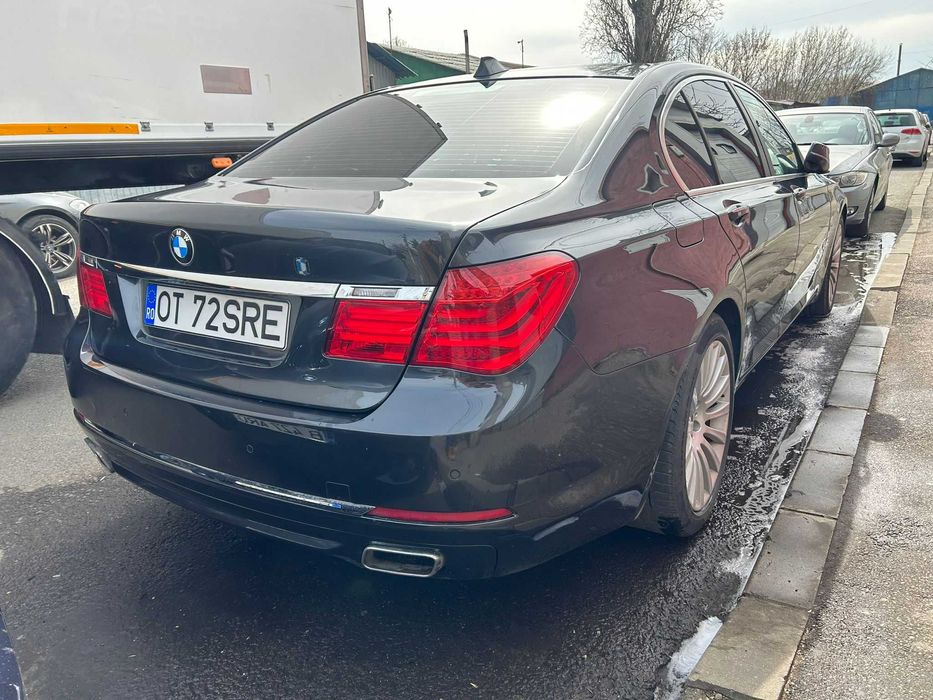plafon trapa bmw f01