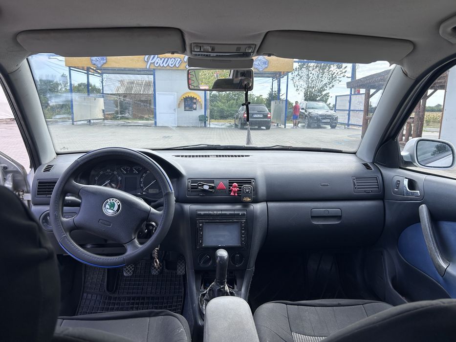 Vând skoda ocatavia