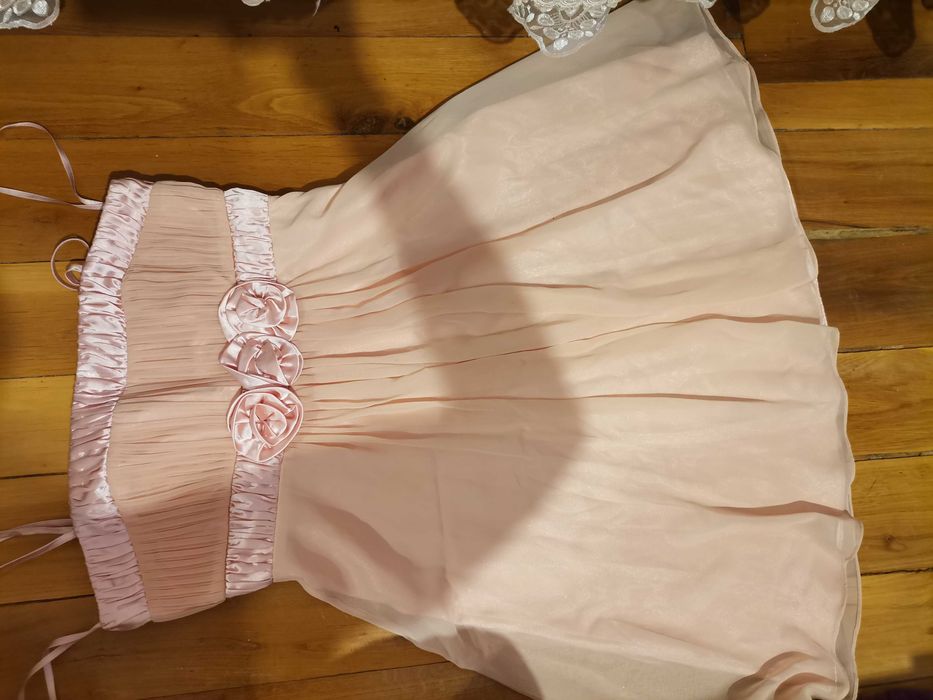 Rochie de nuntă culoarea pielii
