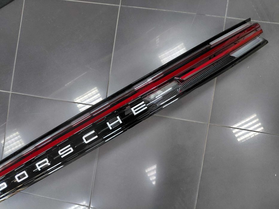 9Y0945207BL Нов Porsche Cayenne 9Y Централен стоп