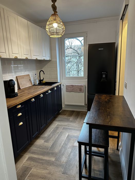 Apartament cu 2 camere, zona centrala
