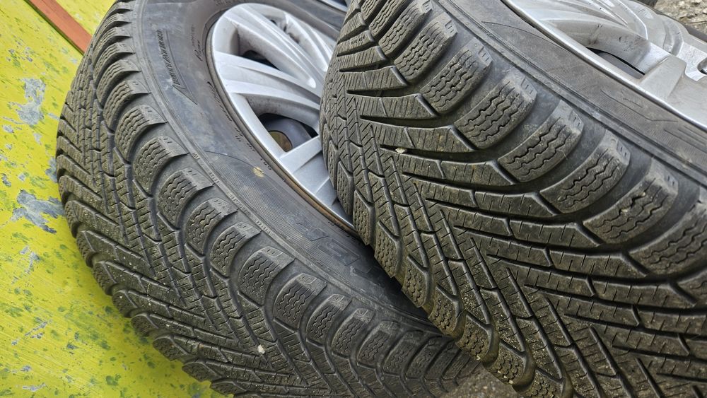 Гуми PIRELLI Cinturato Зимни 205/55/16
