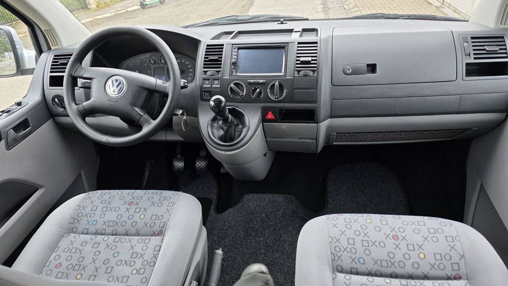 Volkswagen Transporter T5 * An 2008 * 2.5 TDI * Dublu Cabina 5 Locuri