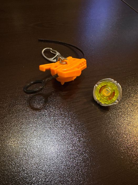 BeyBlade; части; ключове; изтрелвачки