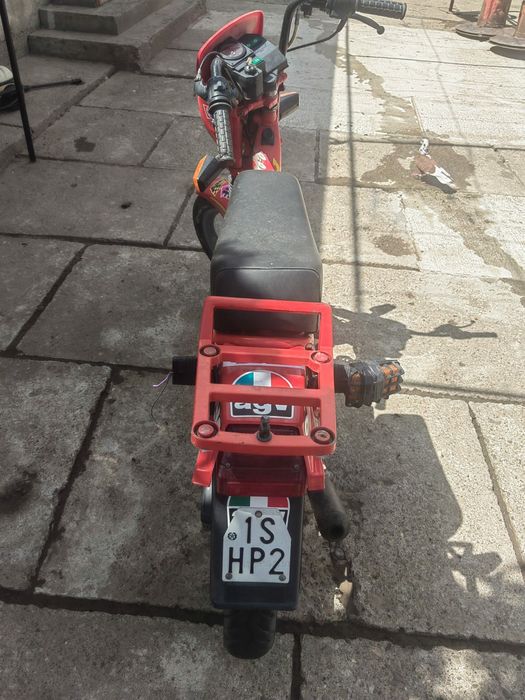 Scuter Malaguti din Italia