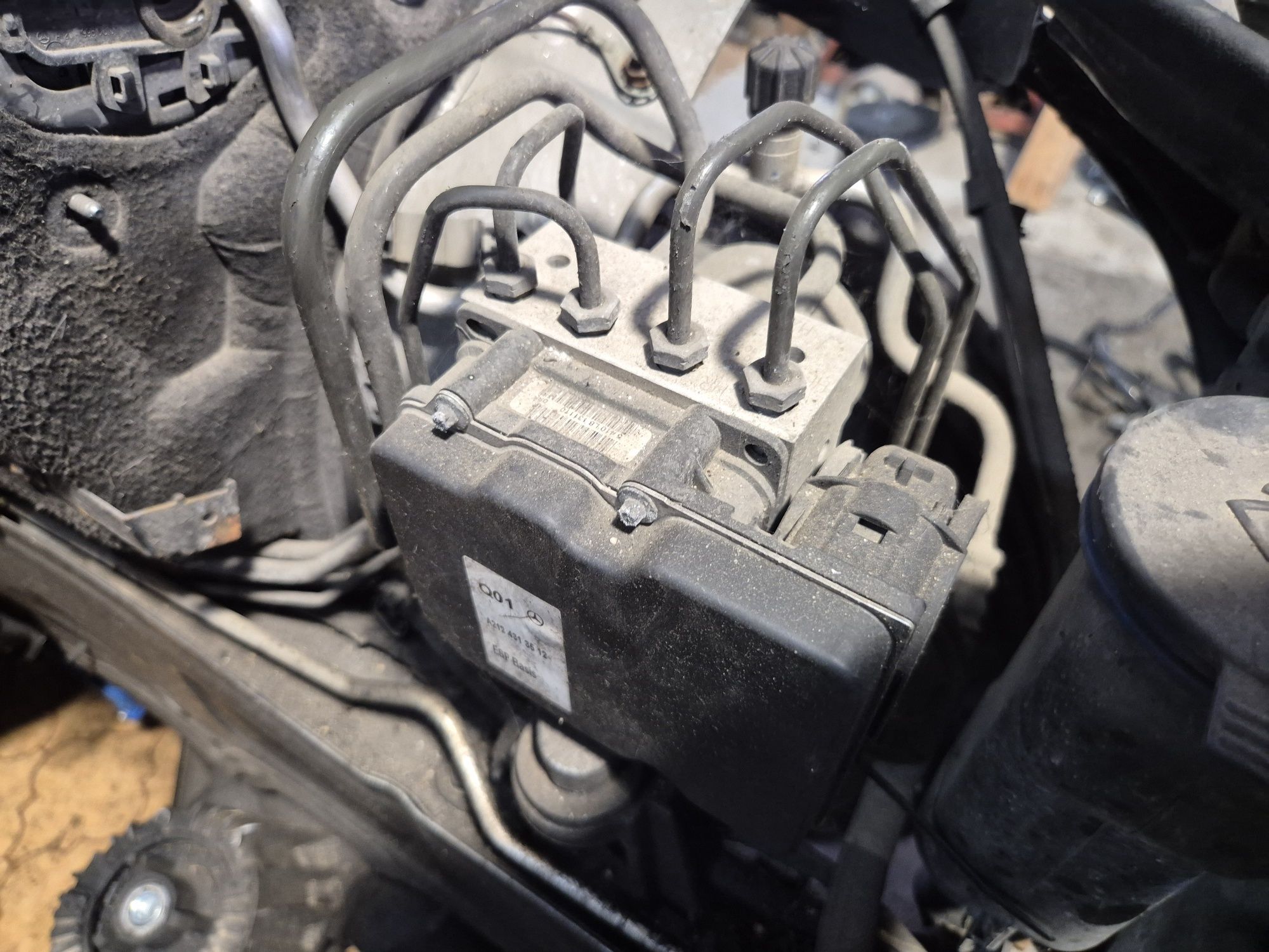 ABS модул Мерцедес ОМ651 E C class ML Mercedes om651 W212 w204