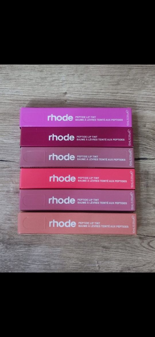 Rhode lip tint buze