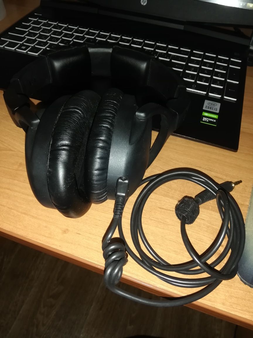 Sennheiser hd 300 pro