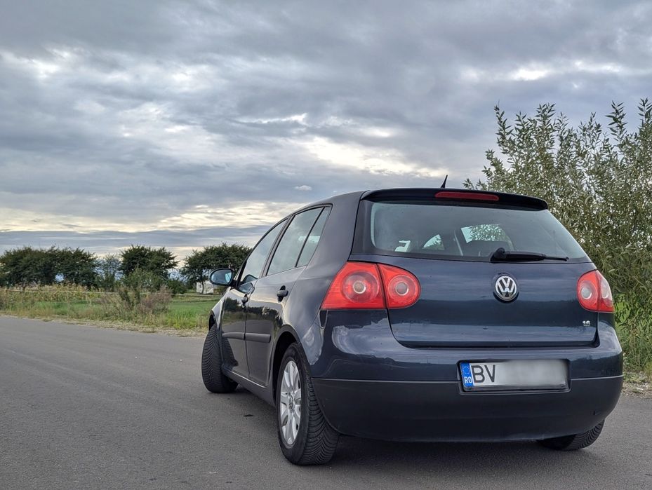 Volkswagen Golf V 1.6 MPI