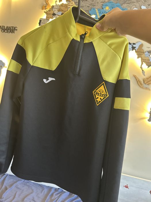 тренеровочная форма кайрата.