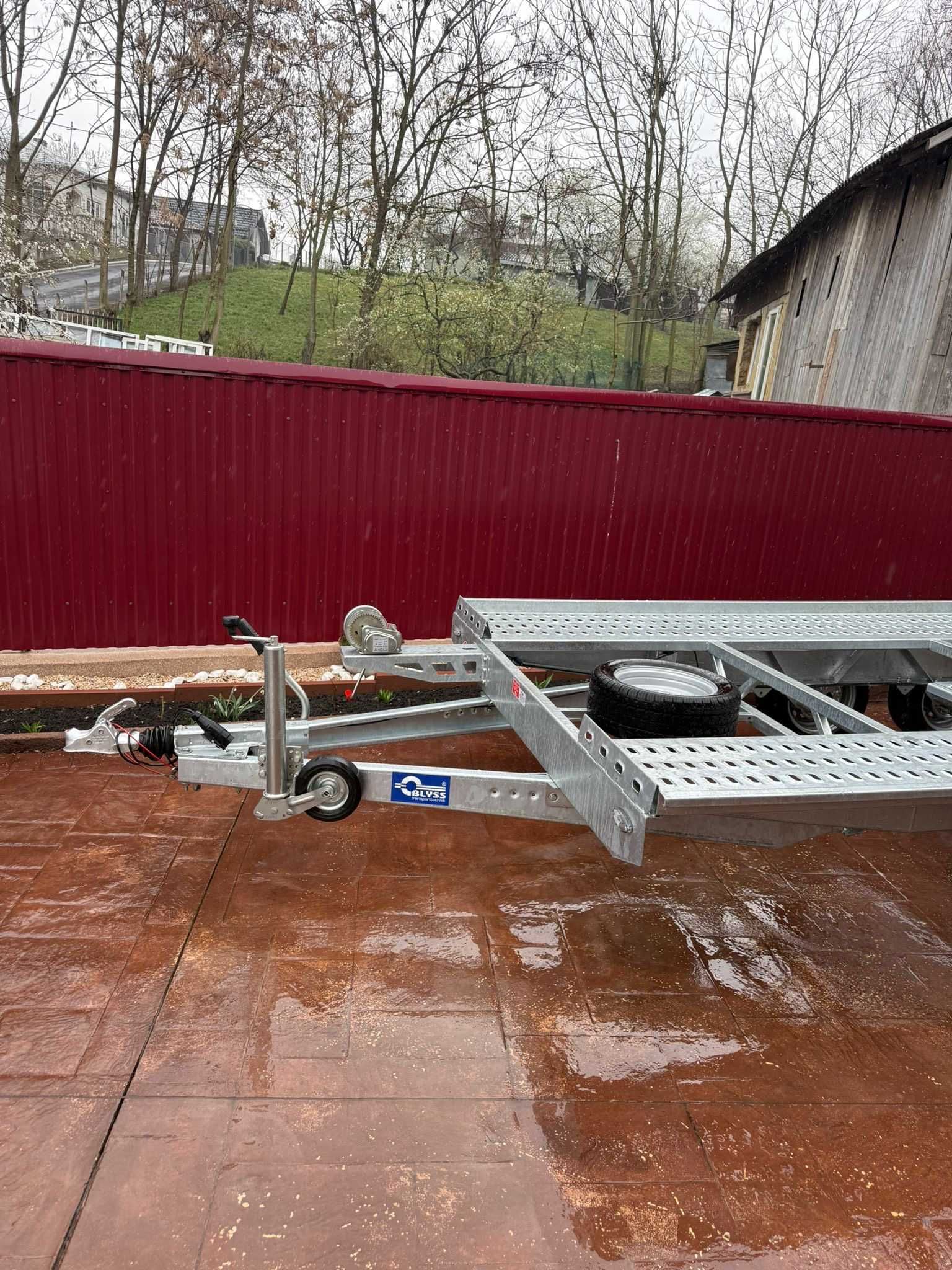 Vand 3 Platforme NOI An 2025 2Buc 4.5M si 1Buc 8.5M Marca BLYSS
