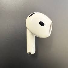 AirPods 4 левый наушник Model A3053 Model A3056