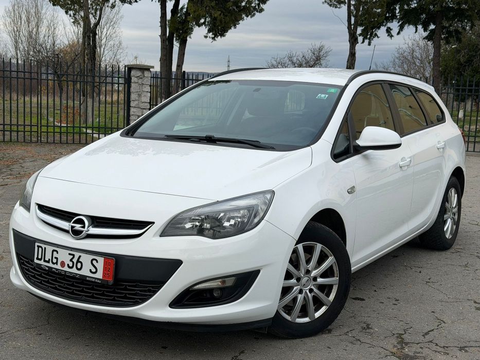 Vând Opel Astra j 2015 euro 6