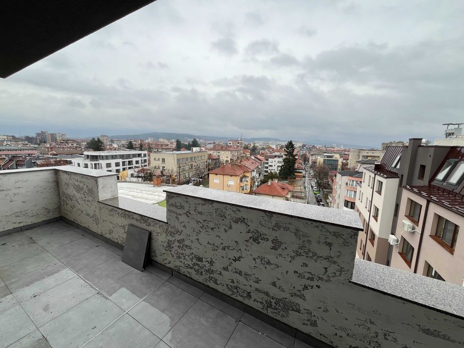 Продава се Многостаен апартамент в Казанлък - 338 кв.м за 1243 €/кв.м - Снимка #9