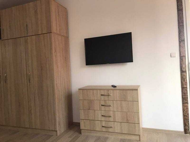 Дава се под наем Двустаен апартамент в Бургас, Меден рудник - зона А - 50 кв.м за 175 € - Снимка #5