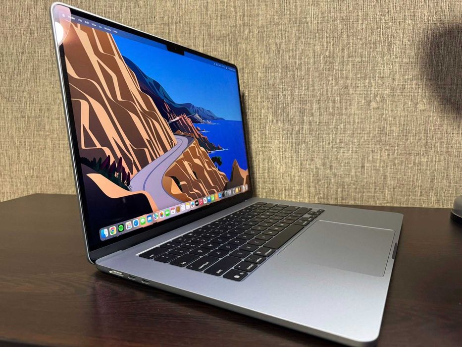 Macbook Air 15,3'' M4