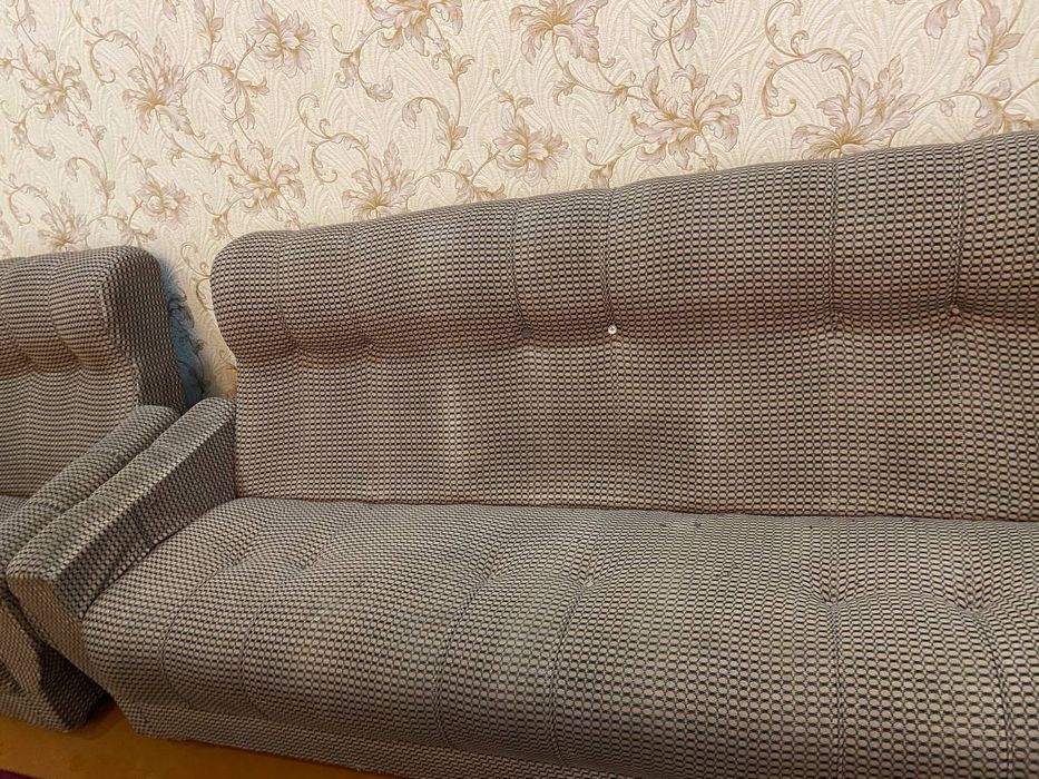 Бесплатно отдам диван кресло за бесплатно