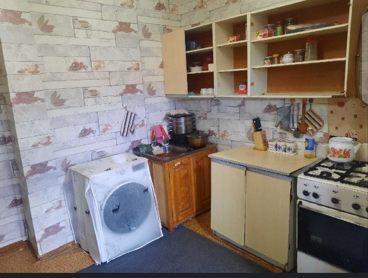 Beruniy  metro yonida