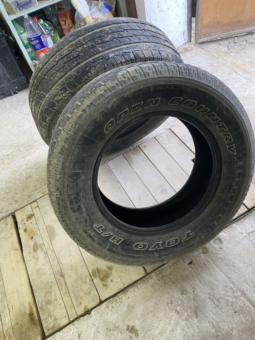 Продается шины R17 205/65 112S