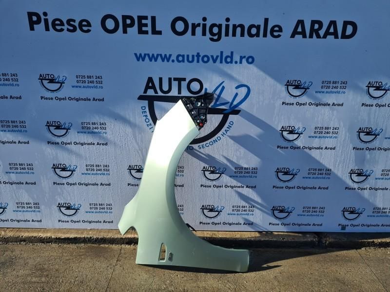Aripa fata dreapta Opel Astra J