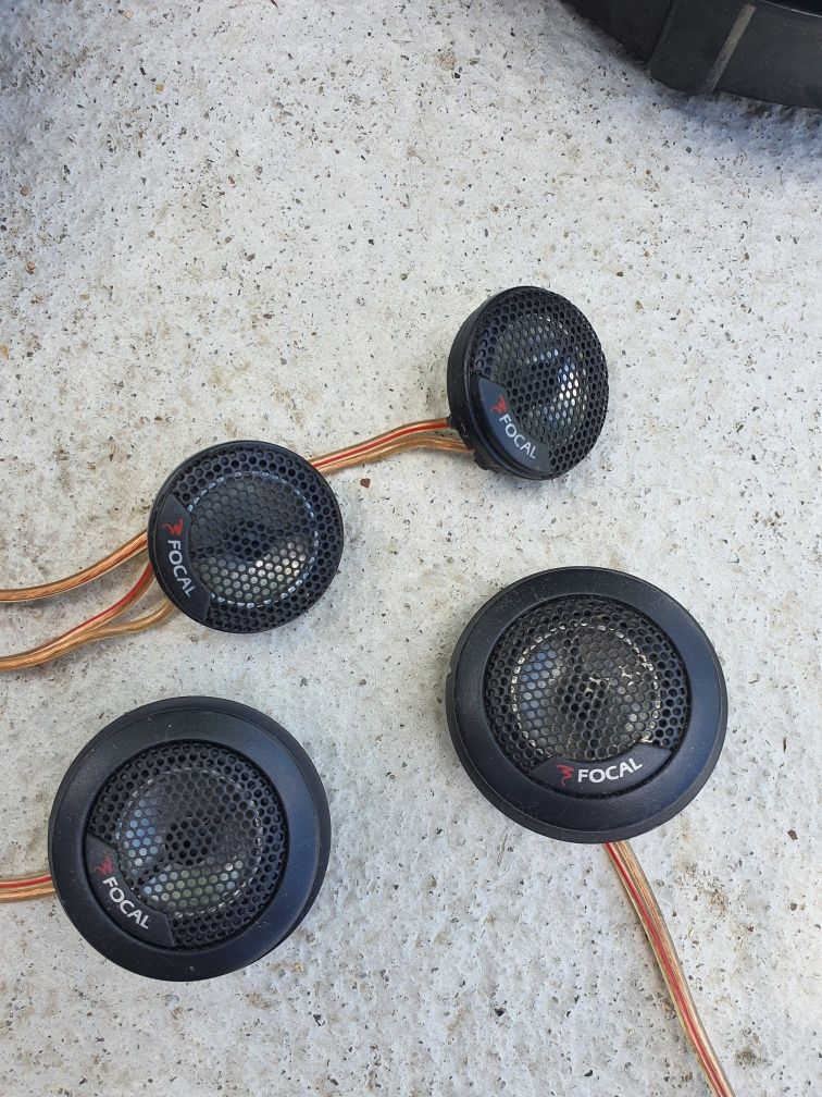 Sistem complet Boxe / Difuzoare Focal Access 165 A1 Carbon
