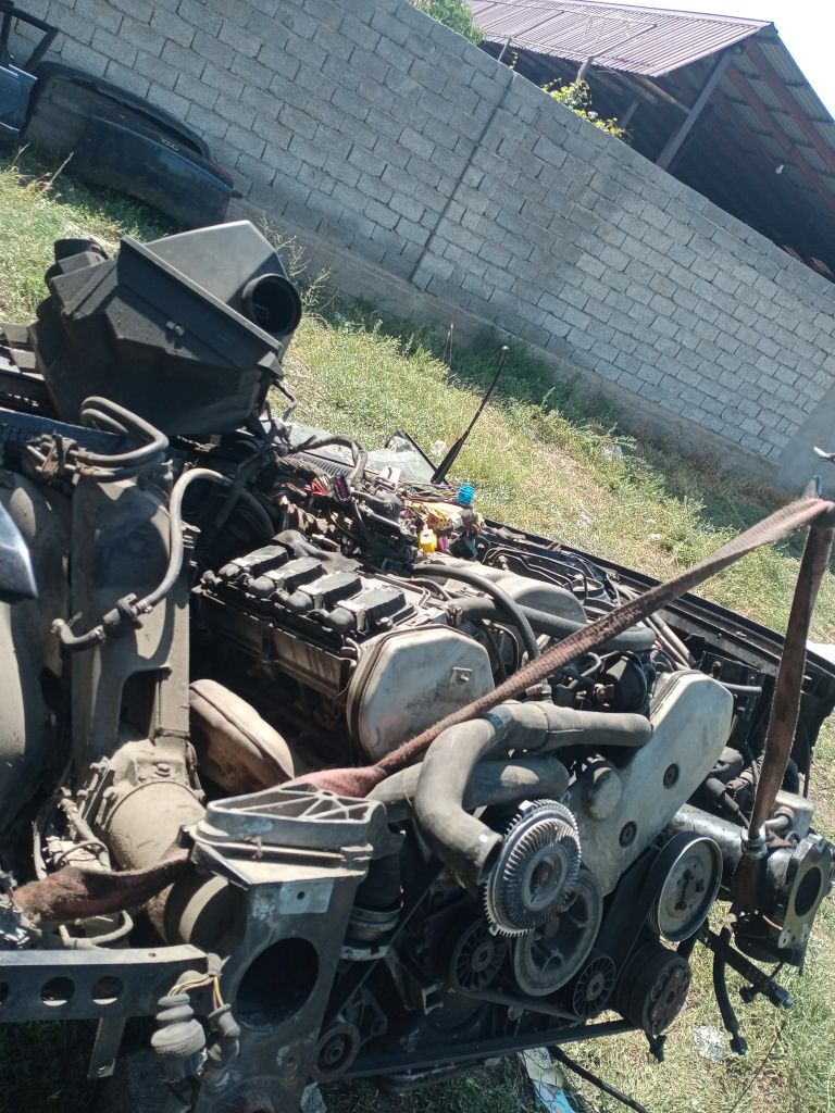 Ауди А8 Разбор всё запчасти