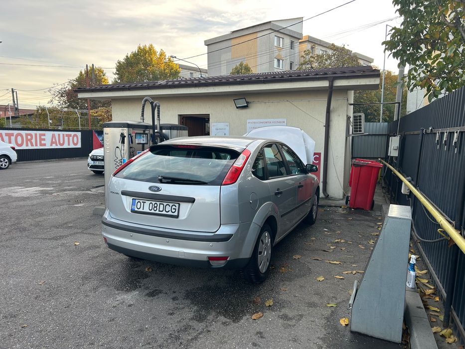 Ford focus benzină