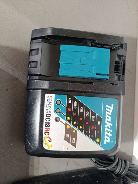 Încărcător Makita 36v dc36ra dc18rc dc18rd
