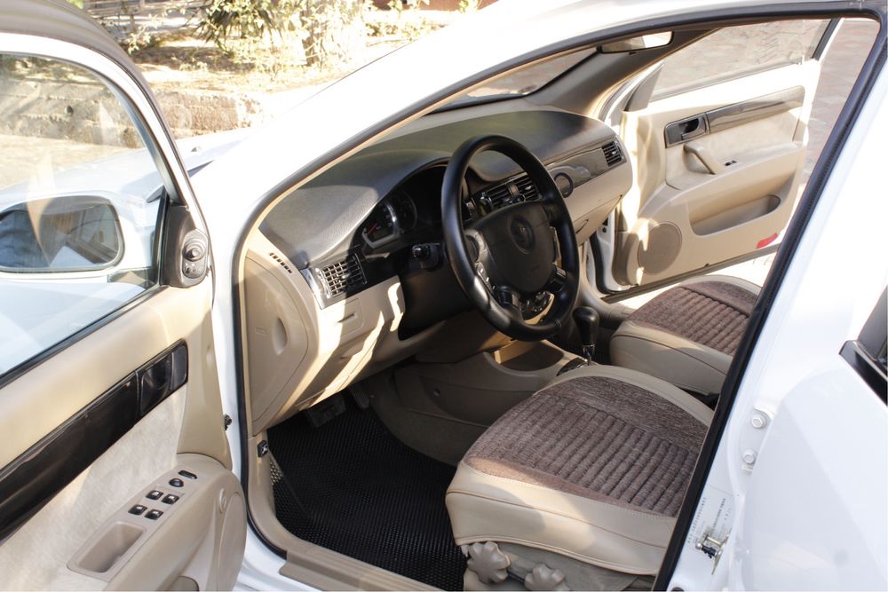 Daewoo Lacetti ( Optra LS)