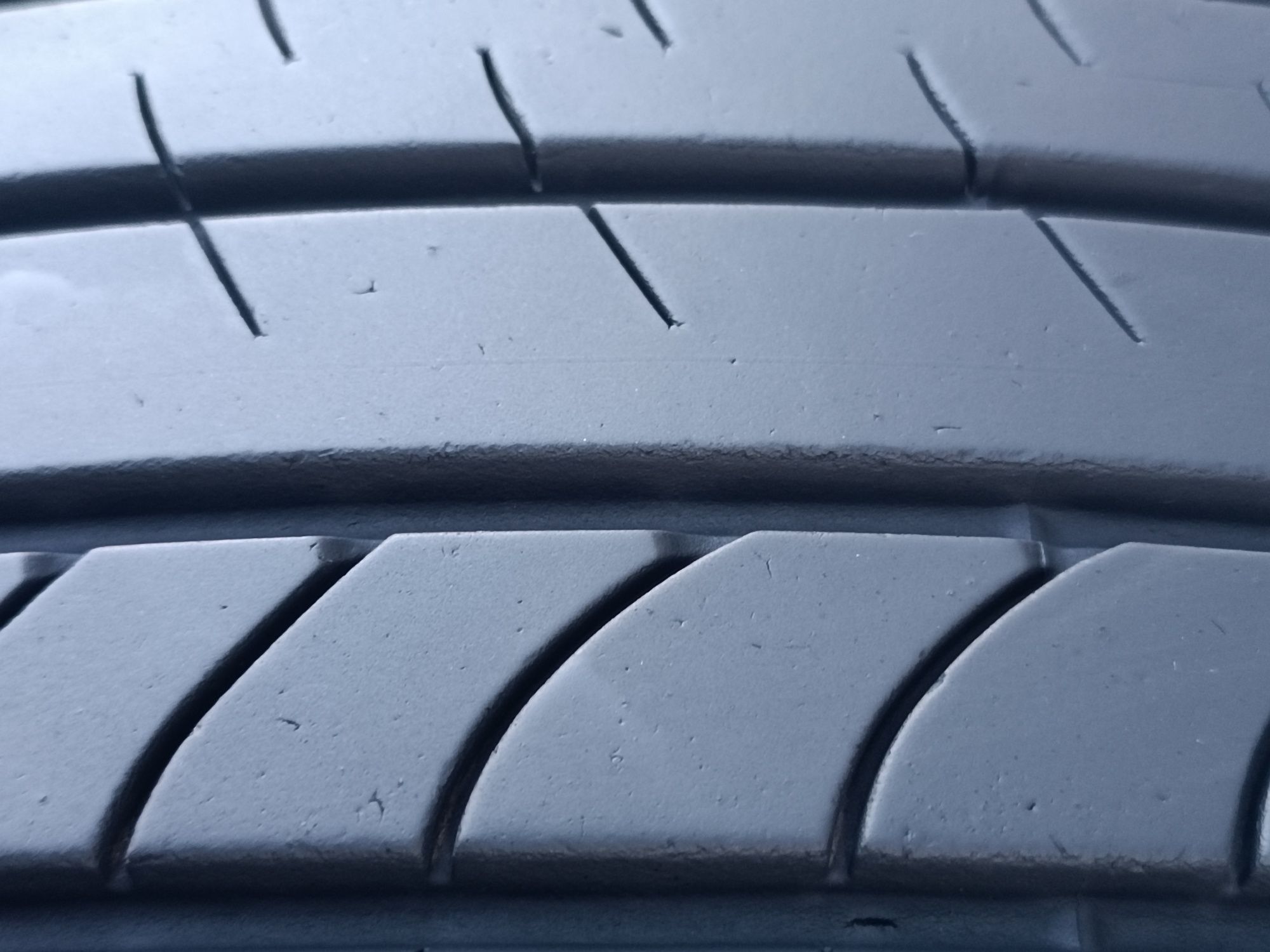 235/55/20 Bridgestone