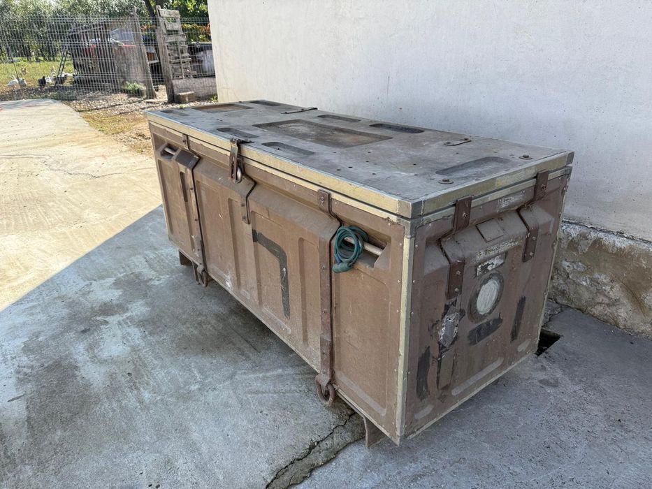 Ladă de scule pentru autoutilitare
