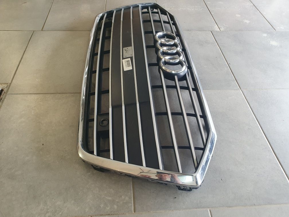 Grila centrala Audi A6 2019 S-line