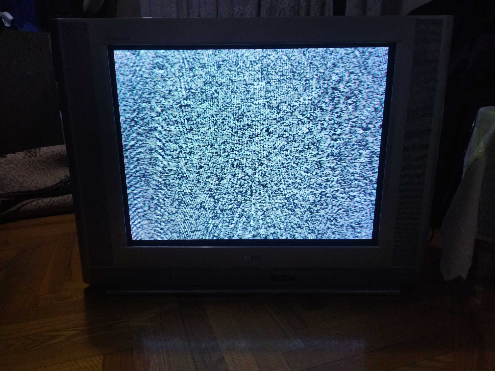 Продается цветной телевизор LG