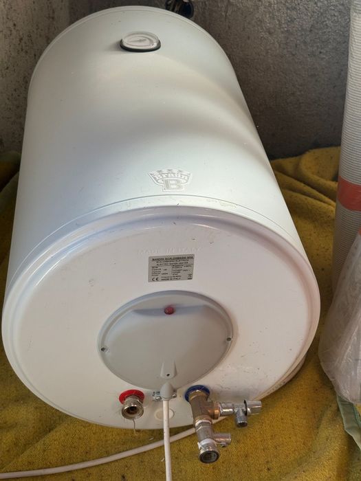 Boiler apa pe curent o serpentina 150L