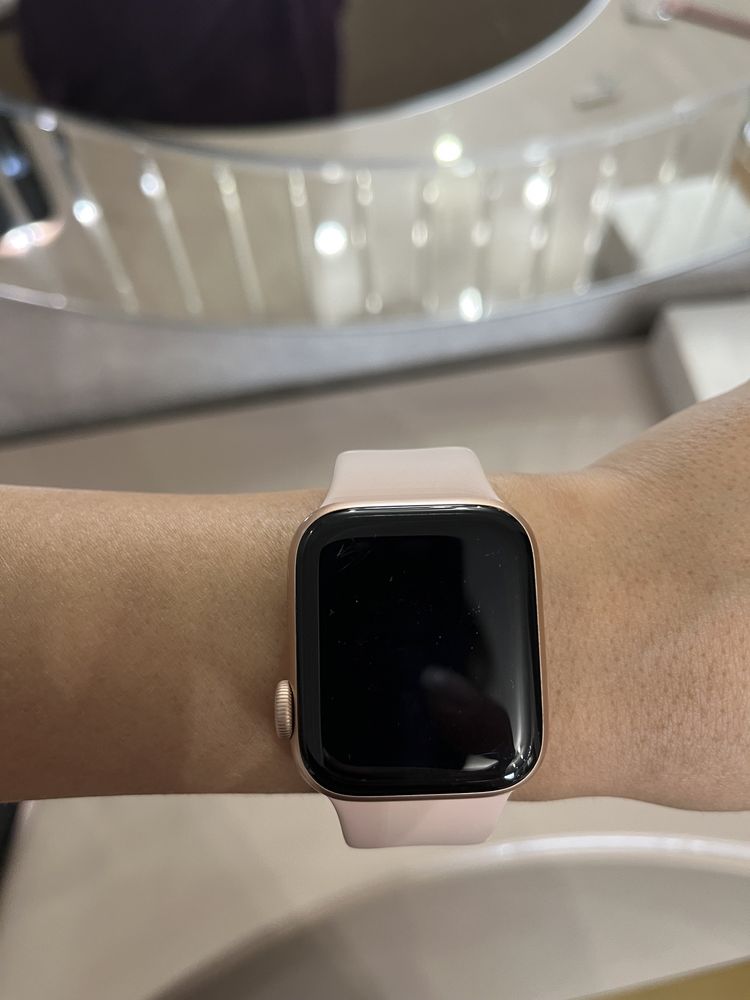 Apple watch series 6