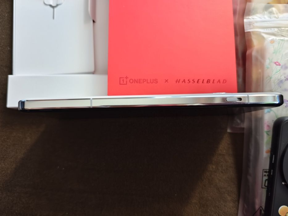 OnePlus 13 16/512 Gb с гаранция от Технополис