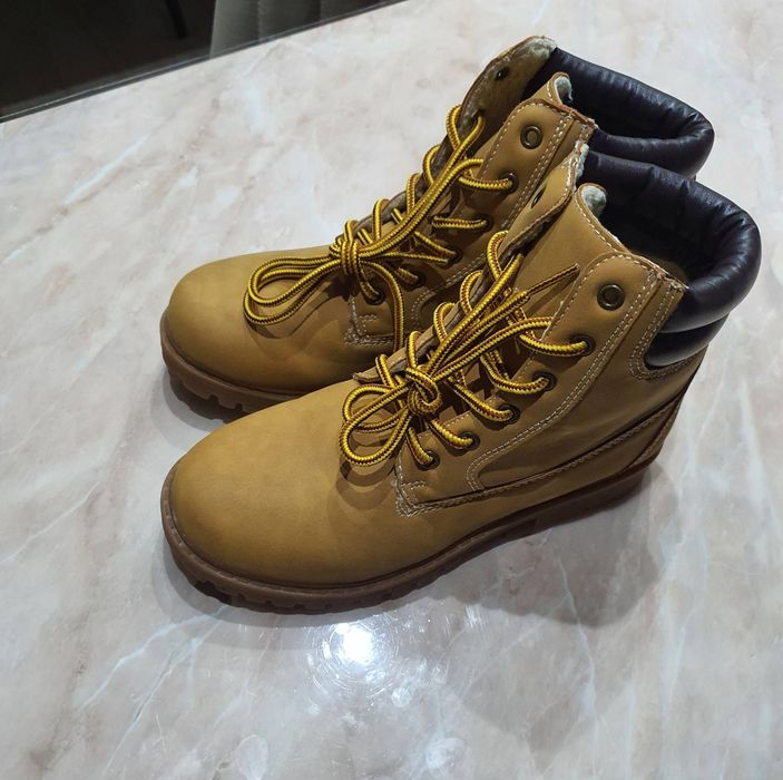 Топли ботички, нови