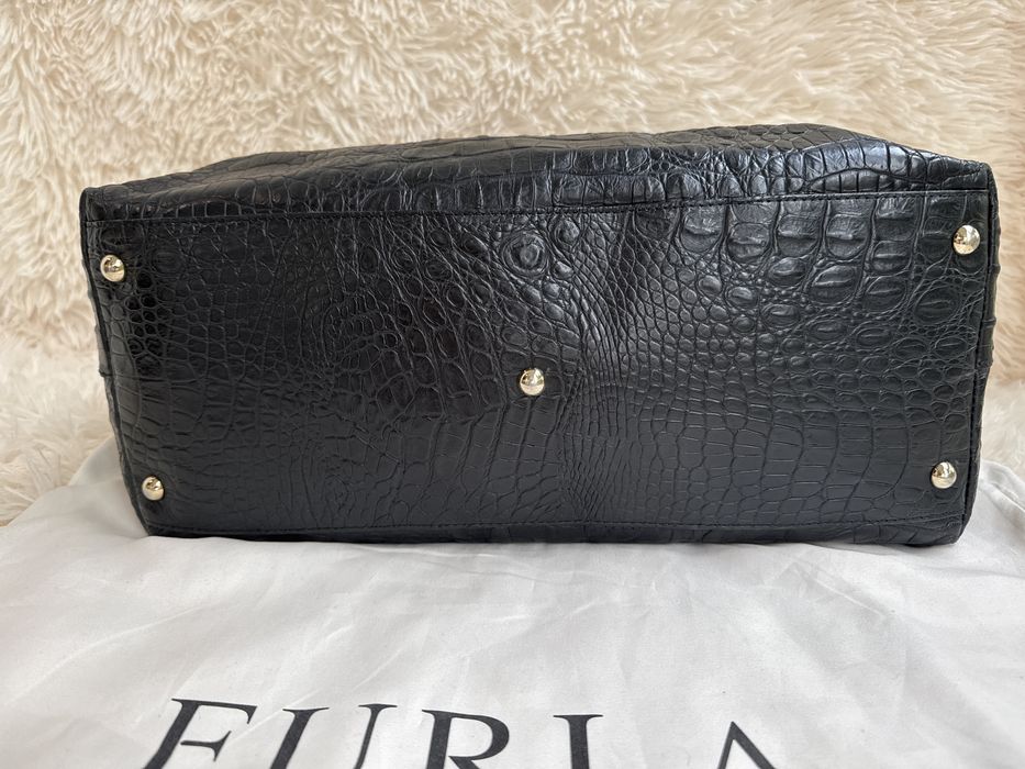 Furla черна кожена чанта голям размер