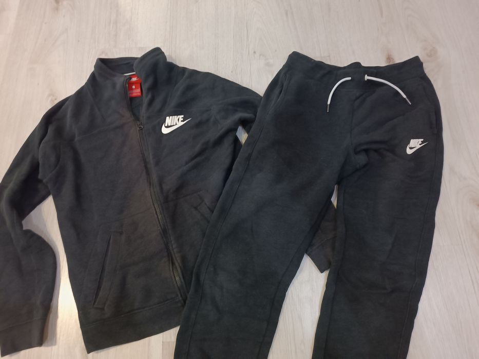 Екип на Nike 146-158