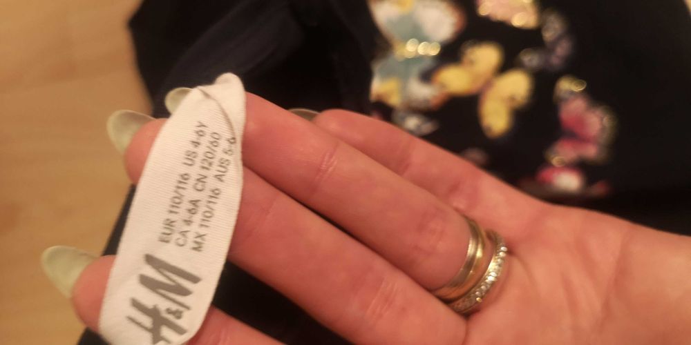 BLuza fete H&M albastru inchis 4-6 ani, 110-116cm