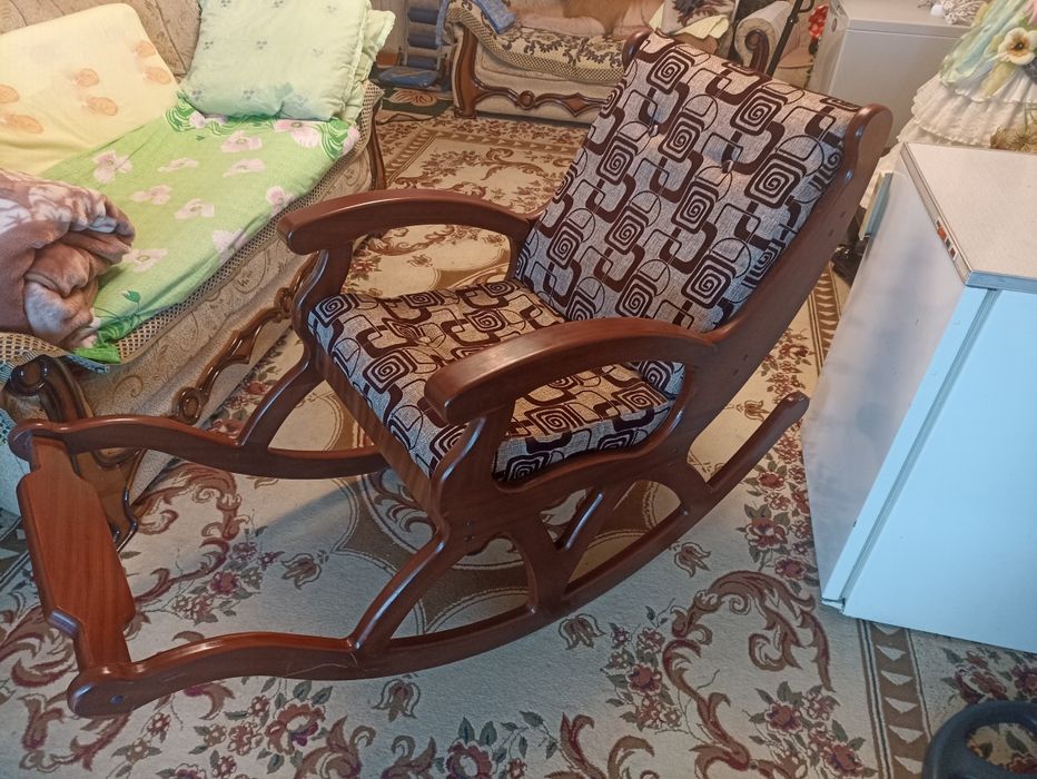 Кресло- качалка .