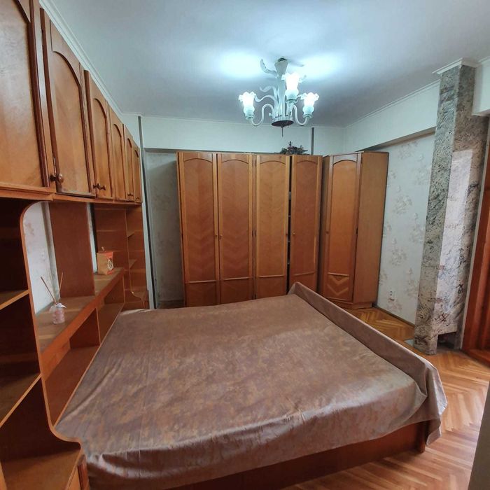 De inchiriat 3 Camere Craiova Ramada - decomandat electrocasnice noi