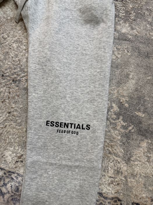 Trening Essentials Gri / Premium