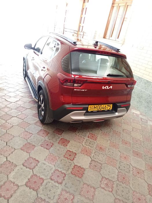 Kia sonet salondan 2025 olingan