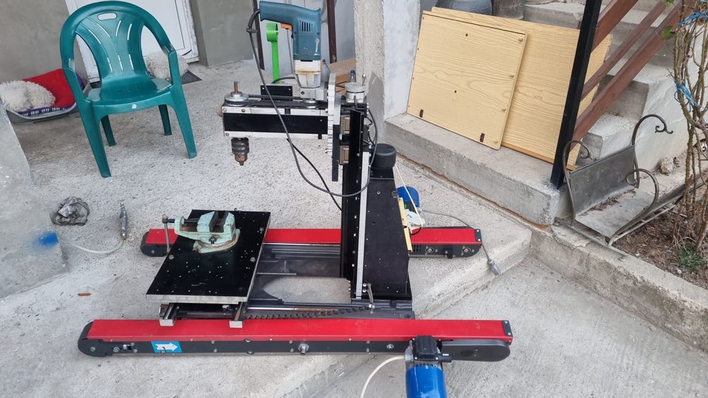 Freza metal CNC mecanica fina profesională