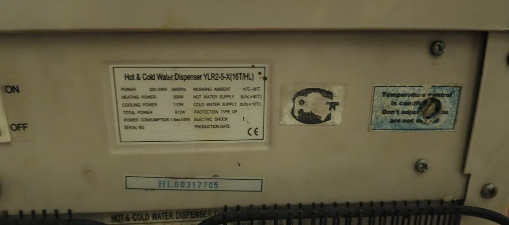 Suv uchun kuler issiq suv